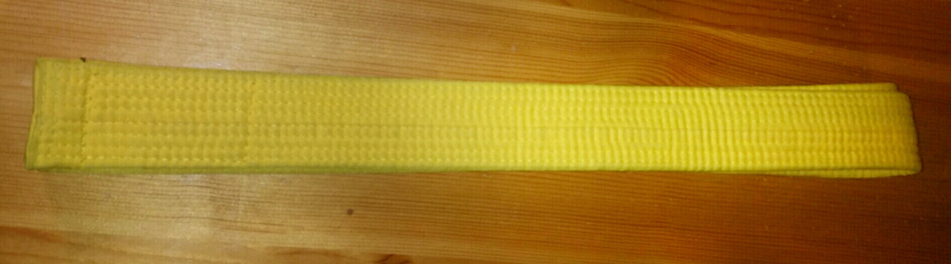 yellow tekwondo belt